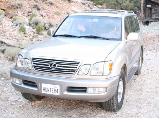 1999-lexus-lx570