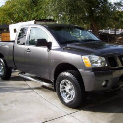 2004-nissan-titan