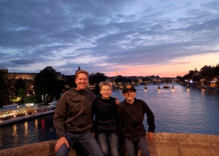 IMG_20250504_214124632_BURST000_COVER