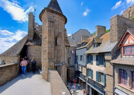 MontSt (20)