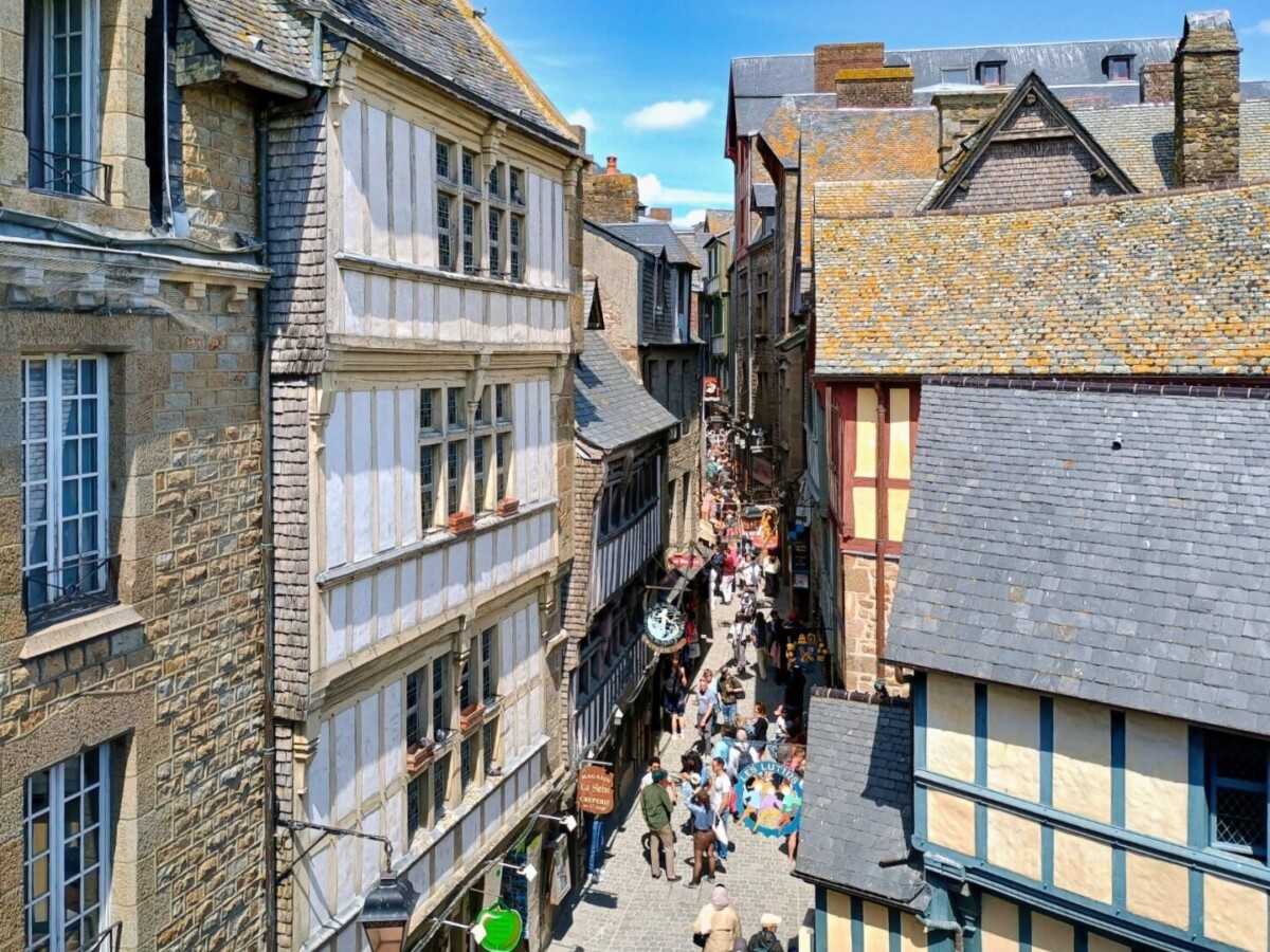montst-21