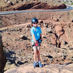 Rappelling Little Valley (14)